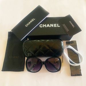 CHANEL Sunglasses